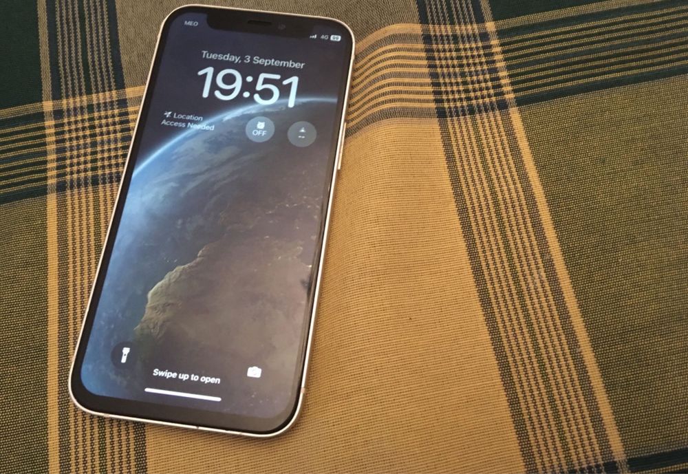 Iphone 12 mini novo