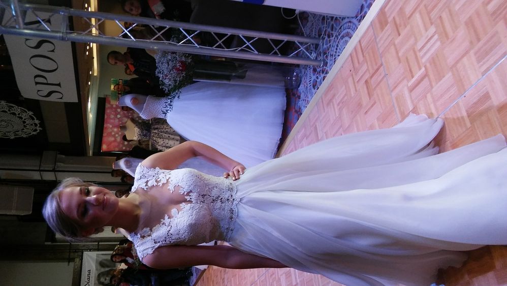 Piękna,lekka biała suknia ślubna Hermiona