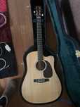 Guitarra semi acústica Martin dcpa4