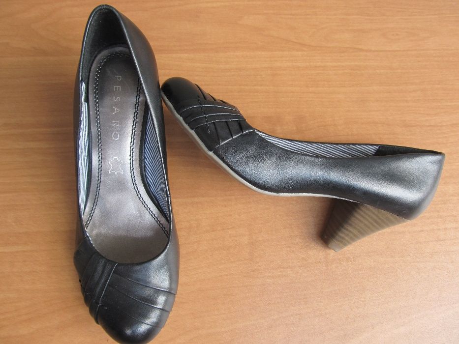 Туфли женские - черные стильные