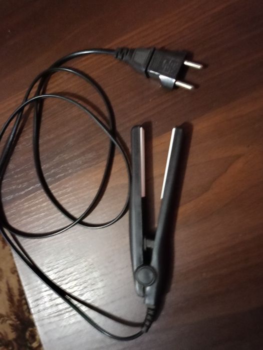 Плойка утюжок дорожній