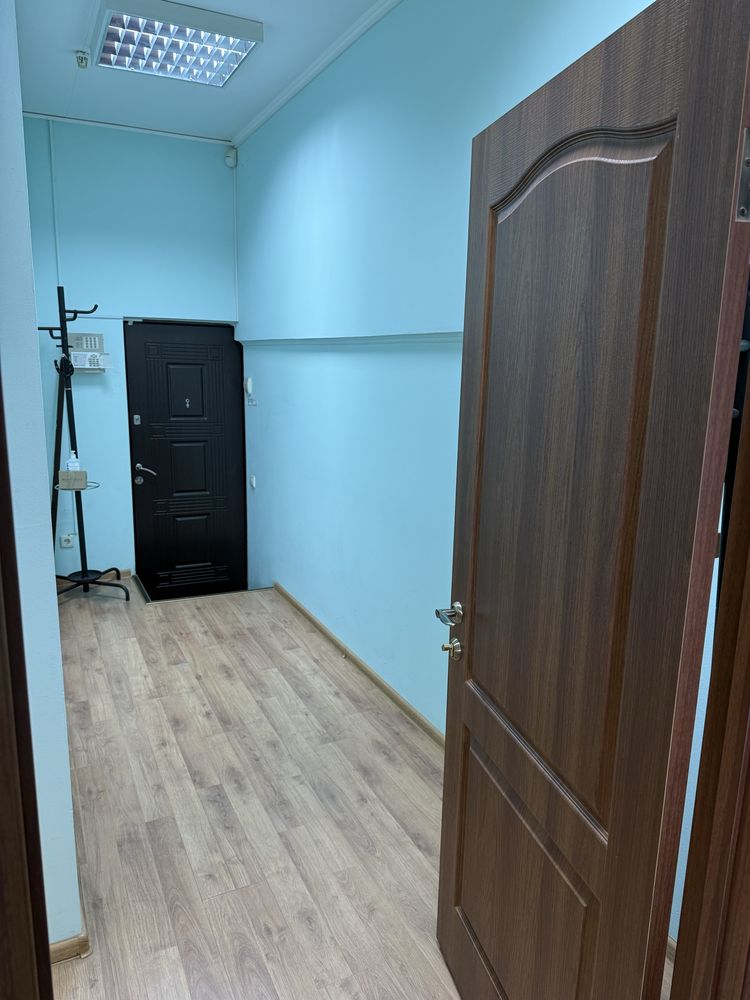 Без%, 53м2 приміщення в оренду. Поділ. Власник. Є генератор