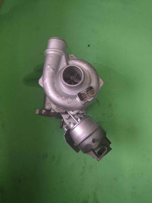 Turbosprężarka Turbina Audi A4 2.0 TDI 170 Km Brd
