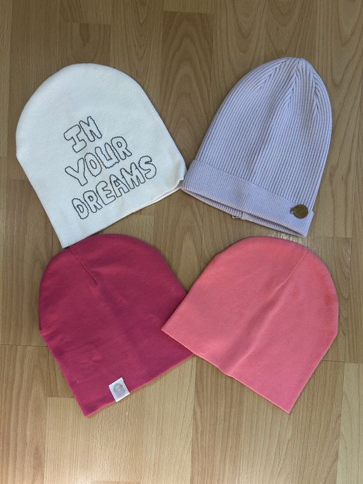 Шапка на дівчинку