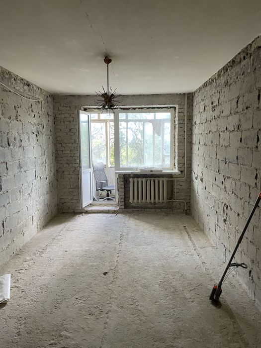 Демонтаж, штукатурки, плитки,перегородок,стяжки,гіпсокартону,обоїв.