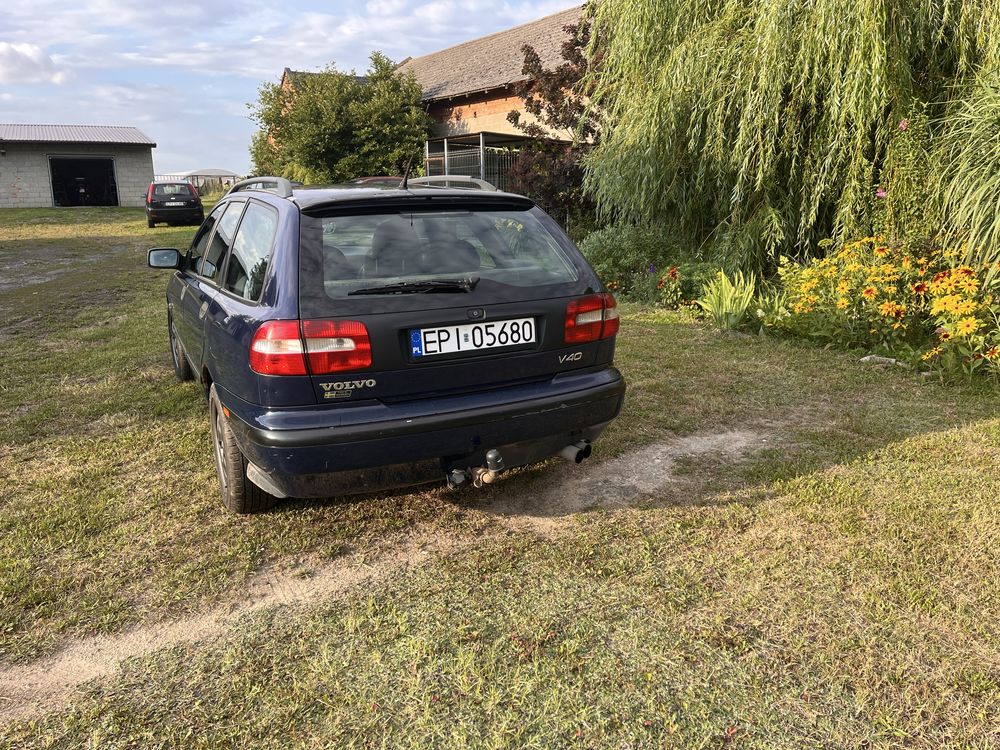 Volvo v40 benzyna+gaz, hak, klima, brak PT