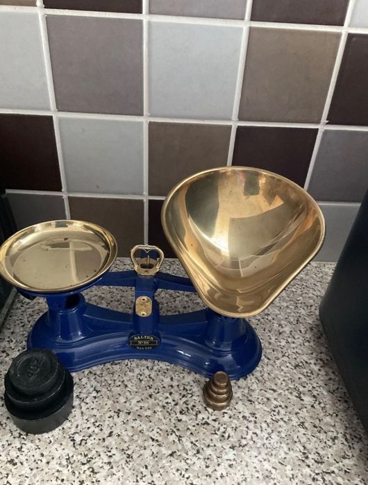 Вінтажні англійські ваги блакитні  винтажные весы Англия 40-60гг