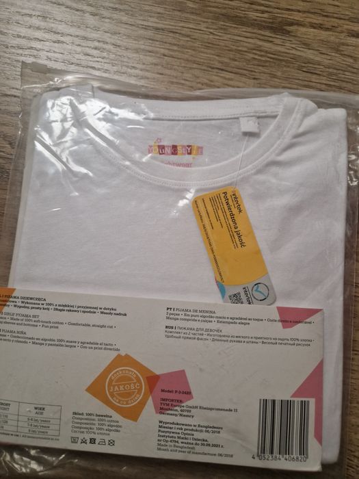 Piżama 122/128 króliczek nowa