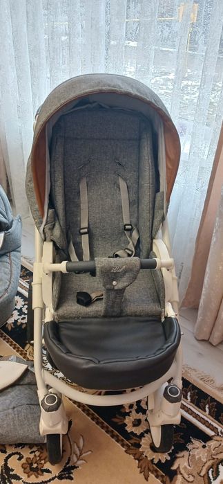 Дитяча коляска зручна