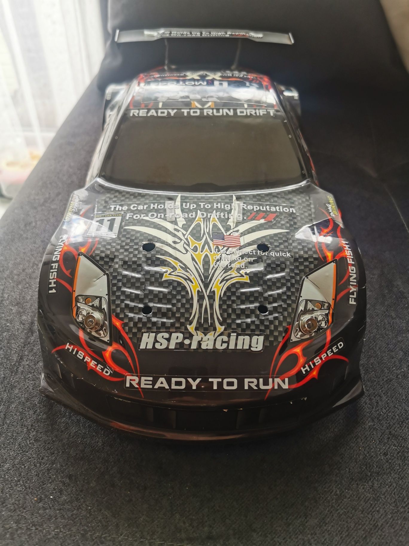 Nissan 350Z - karoseria 1:10 onroad