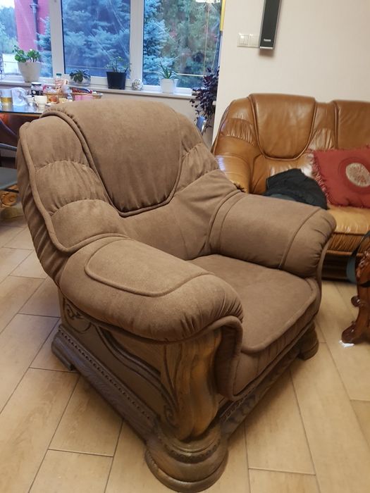 Перетяжка меблів.ремонт