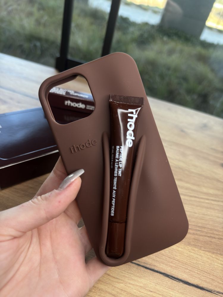 Etui + błyszczyk Rhode