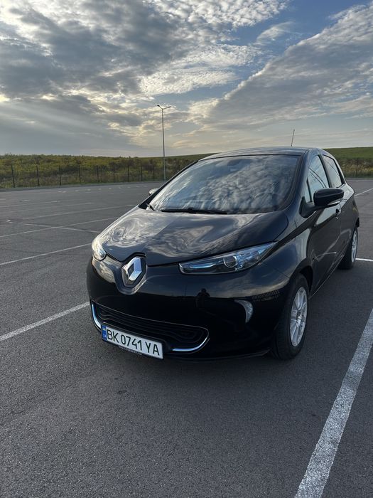 Продам Renault zoe