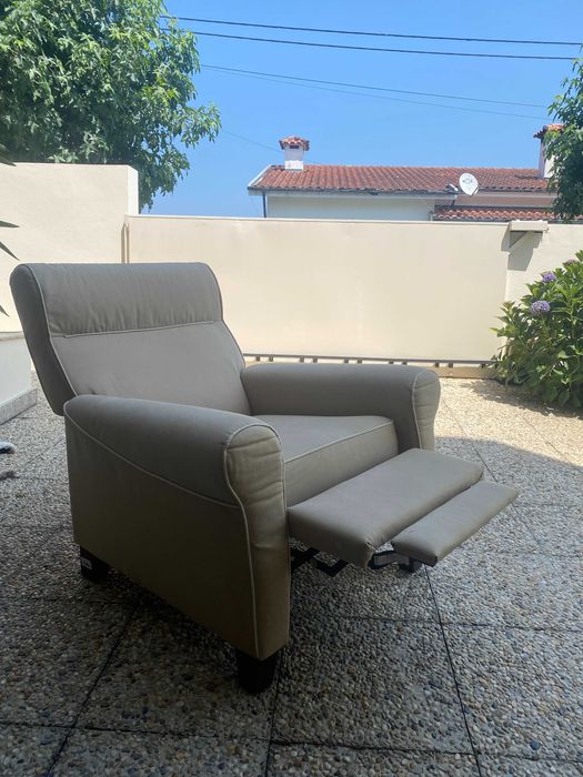 Poltrona/cadeirão com elevação