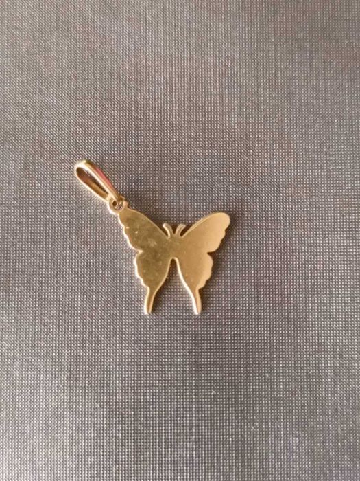 Золотая подвеска "Бабочка - Махаон".