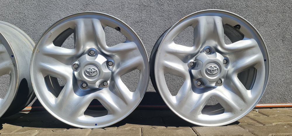 "17 5x120 Land Cruiser