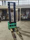 Stacker Eletrico Usado Mitsubishi