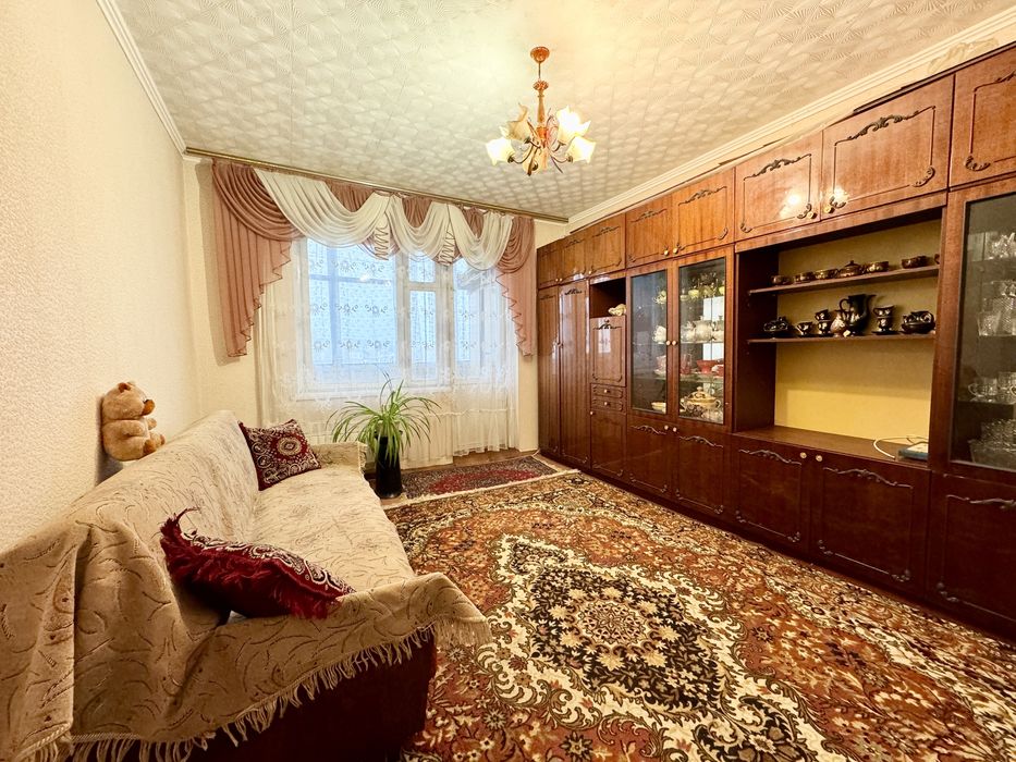 Здам 2к на проспекті Лушпи