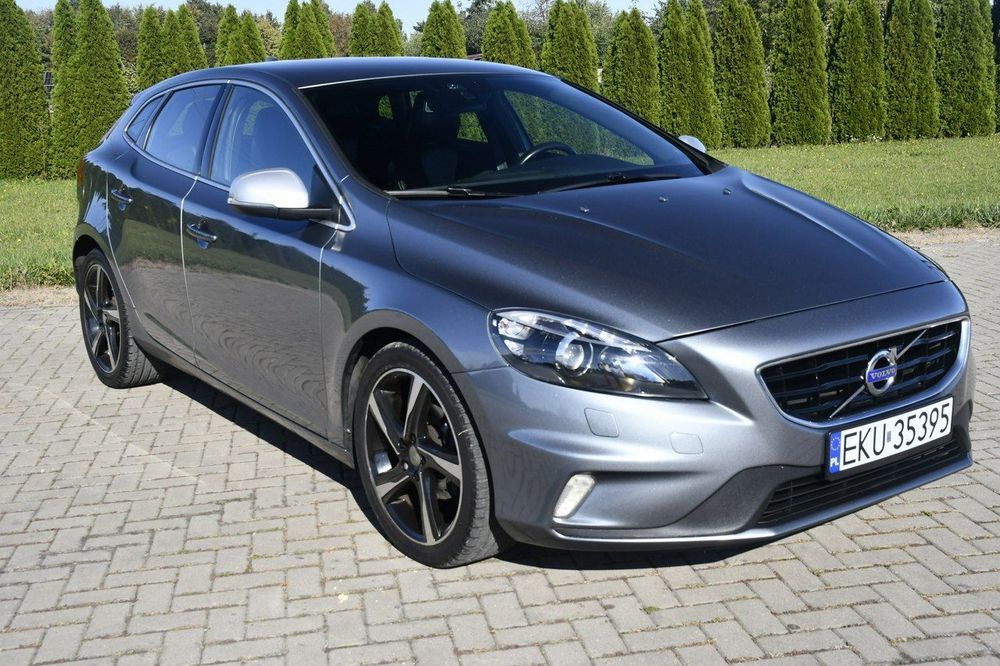 Volvo V40 2,0hdi DUDKI11 R-Design.Serwis,Navi,Klimatr 2 str.Pół-Skóry