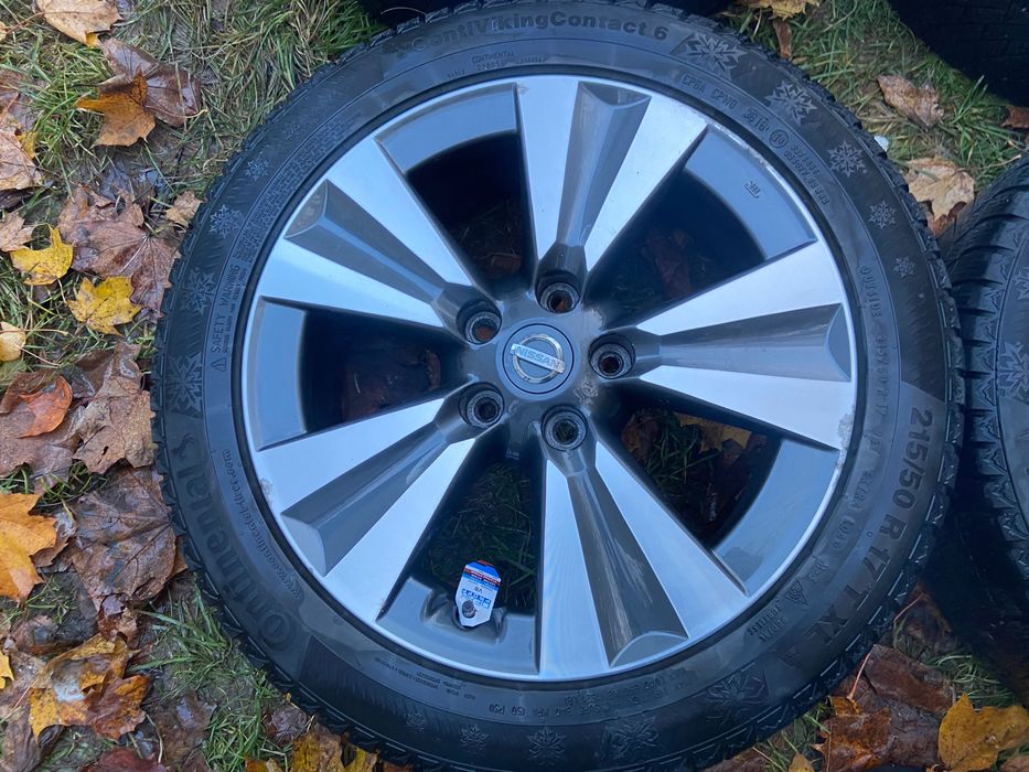opony zimowe Continental  17-215/50