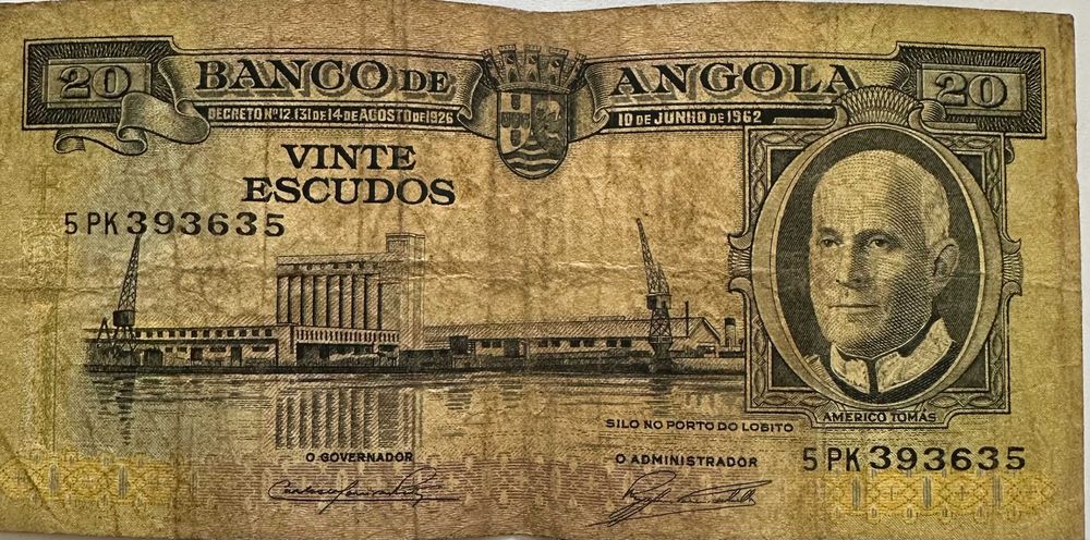 Notas Antigas Colecionáveis de Vários Países