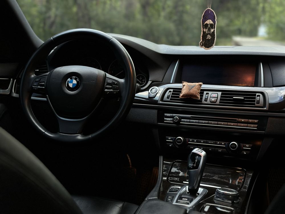 Продам BMW F10 535i рест в Идеальном состоянии