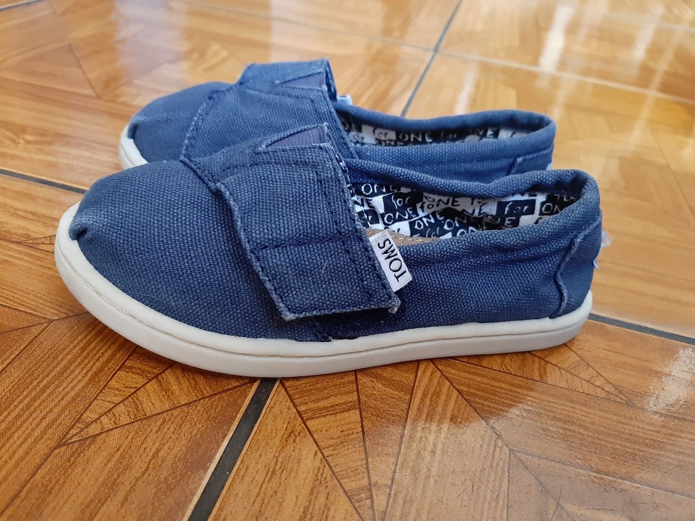 Buty Toms rozm.26 t9 tenisówki granatowe