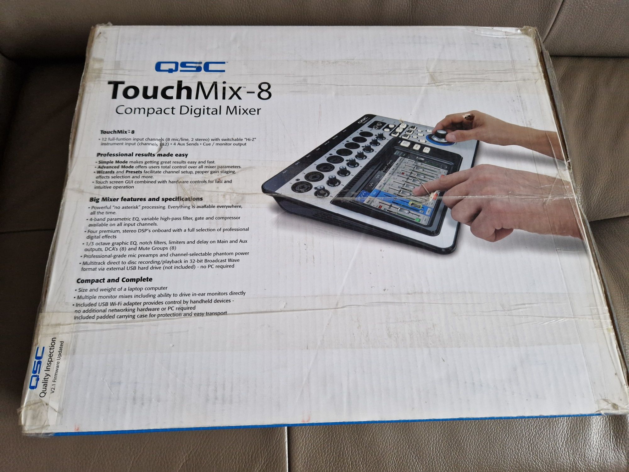 Mikser cyfrowy QSC TouchMix 8