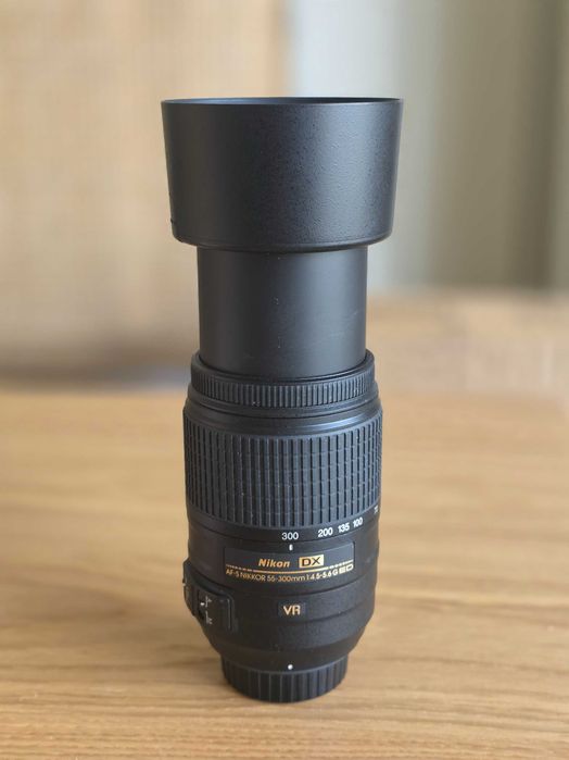 Obiektyw Nikon Nikkor 55-300 mm VR G ED AF-S teleobiektyw UV pudełko