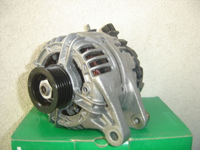 Alternator Toyota Avensis 1.8 VVTi Corolla Auris 1.4 VVTi / Yaris
