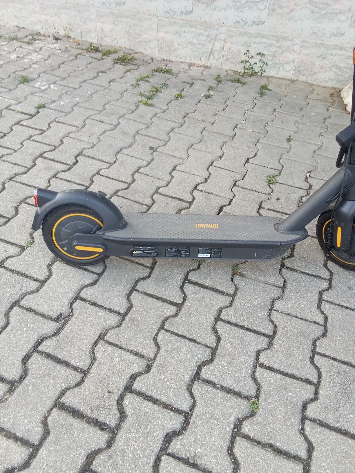 Trotinete segway ninebot