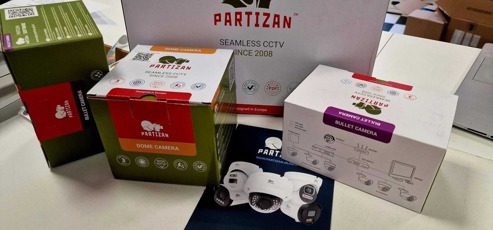 Zestaw monitoringu 4 kamery rejestrator z dyskiem 1TB Zoom Alarmy