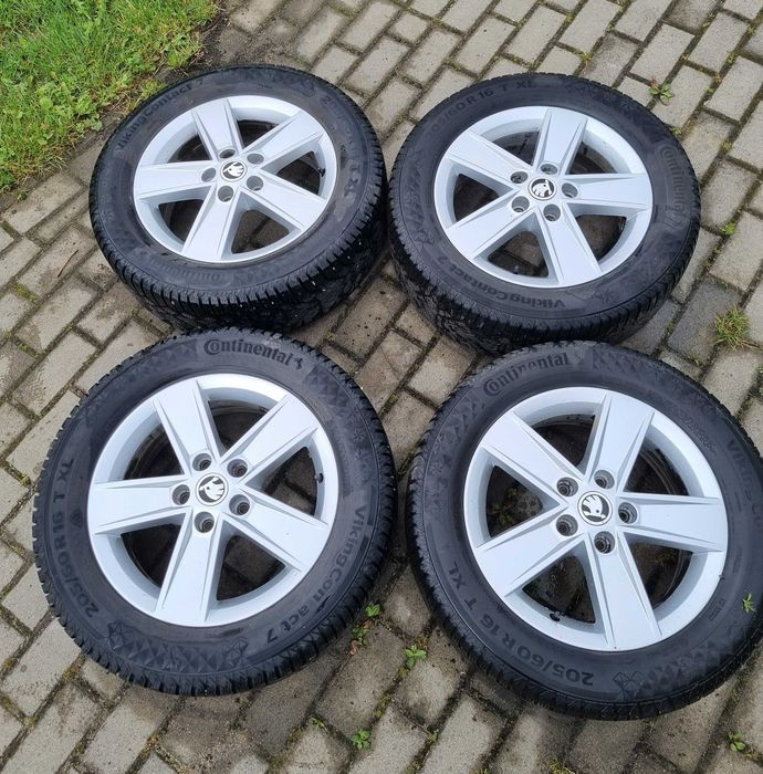 Koła felgi 16 opony zimowe Skoda VW Audi Seat 205/60/16 5x112 K13