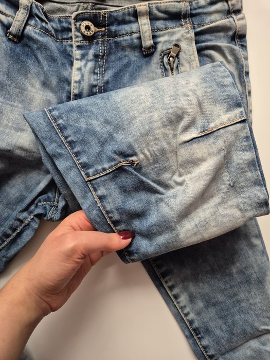 Spodnie dżinsowe w r. M