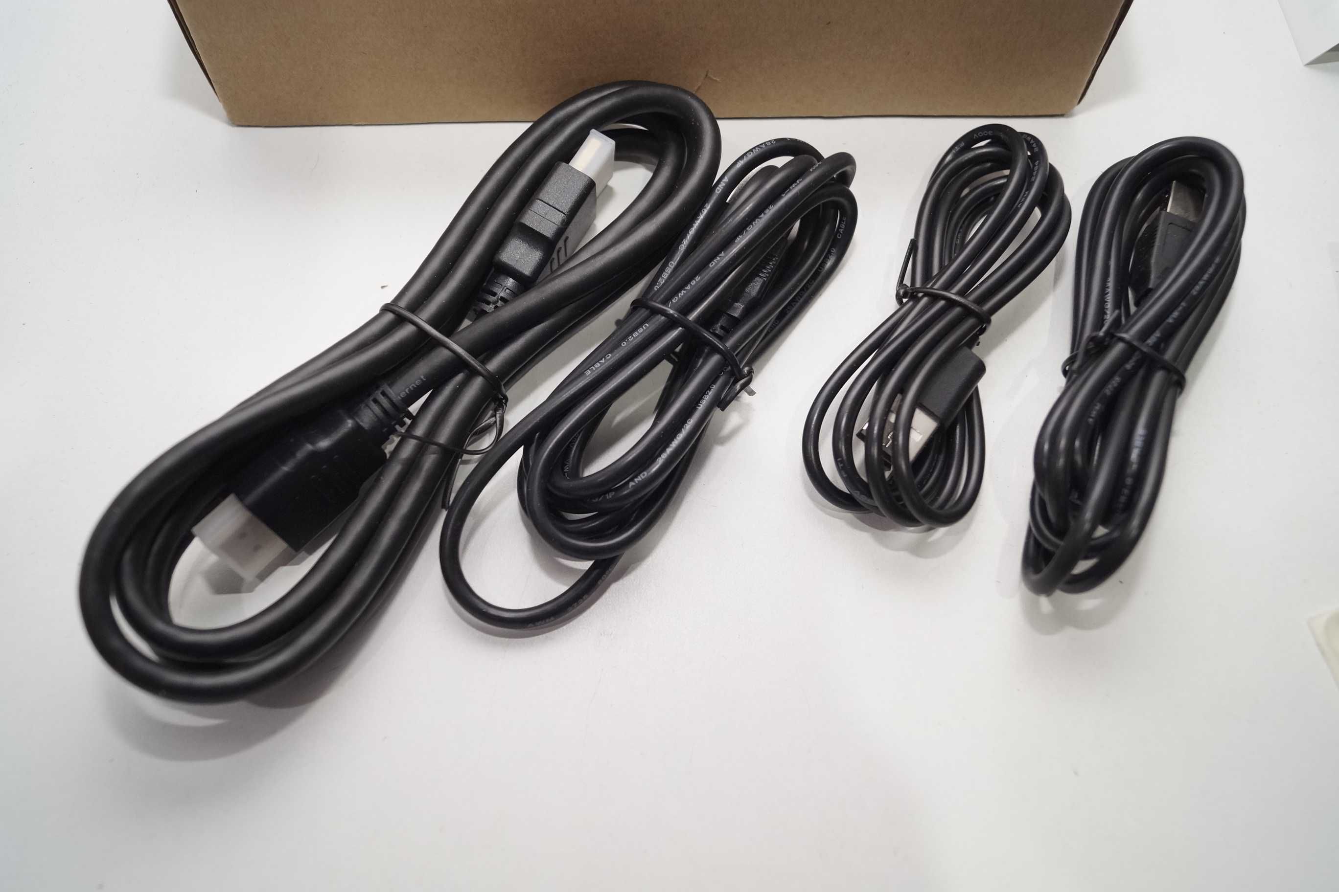 Steetek Przełącznik KVM USB HDMI 2 Port 4K 60Hz SWITCH 2w1 OUT