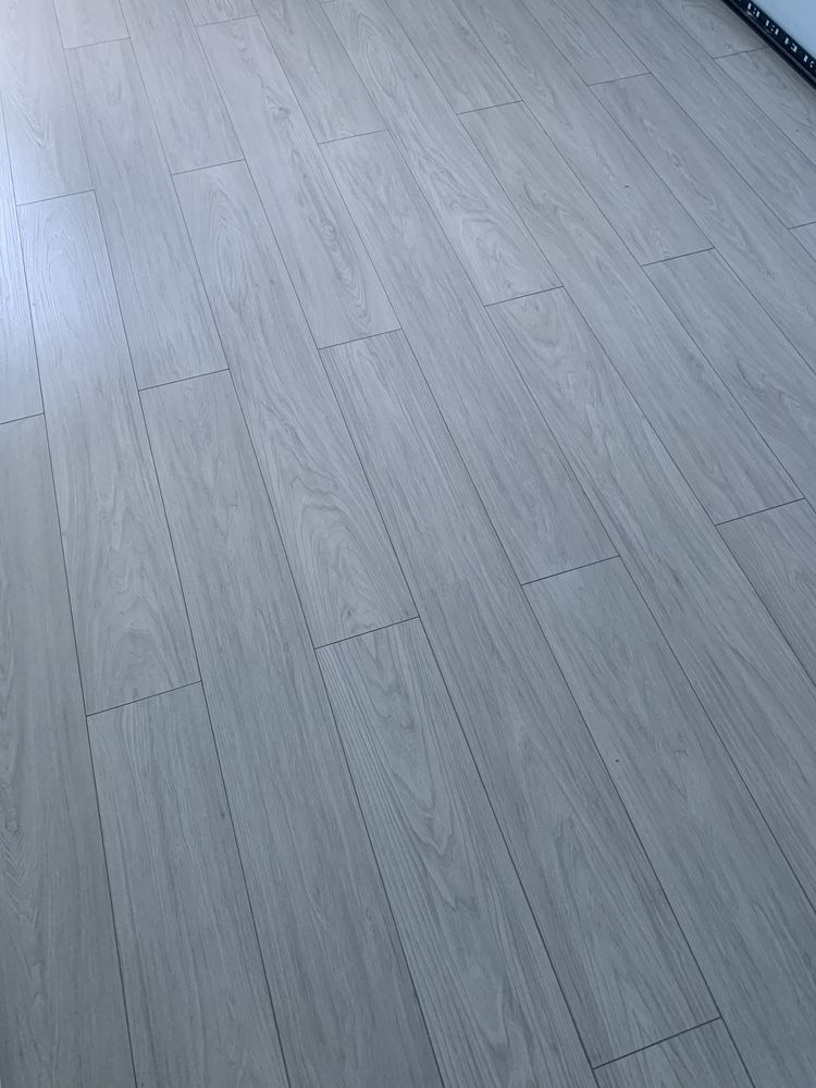Panele podłogowe 17m2 BDB