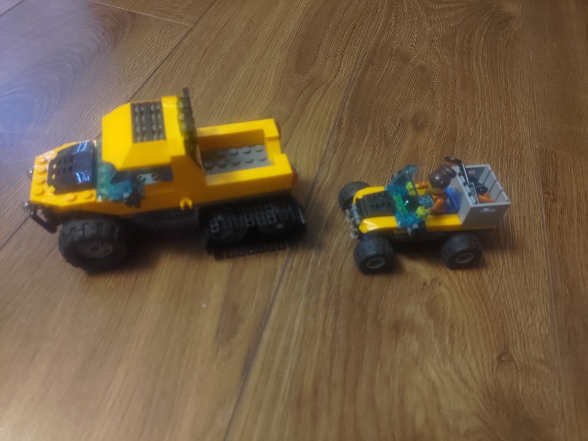 LEGO city  60159  Misja półgąsienicowej terenówki