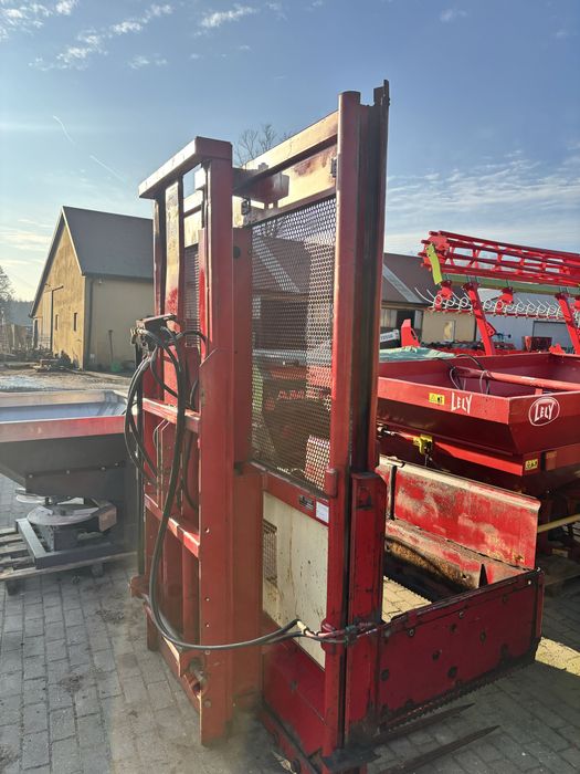 Wycinak do pryzm BVL 145 wycinarka wybierak kiszonki