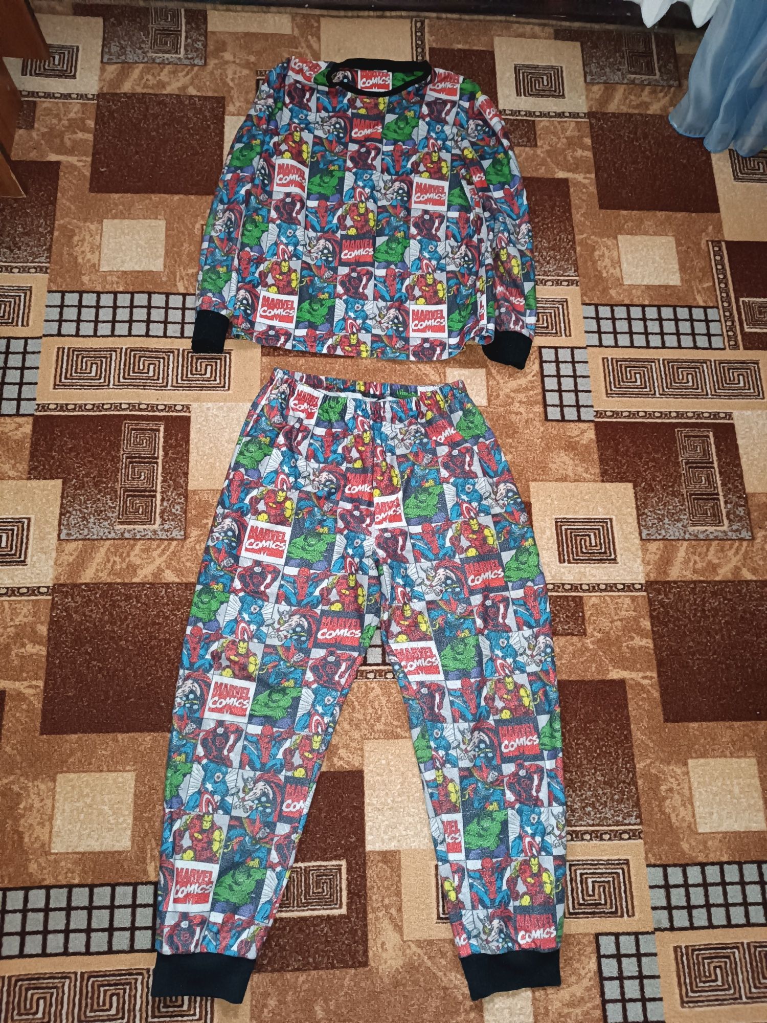 Пакет одежды на мальчика 10-13 лет