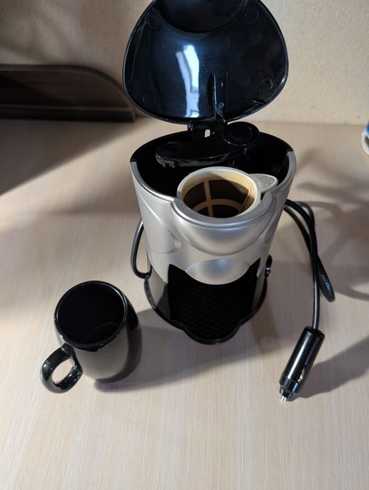 Кофемашинка у авто з адаптером