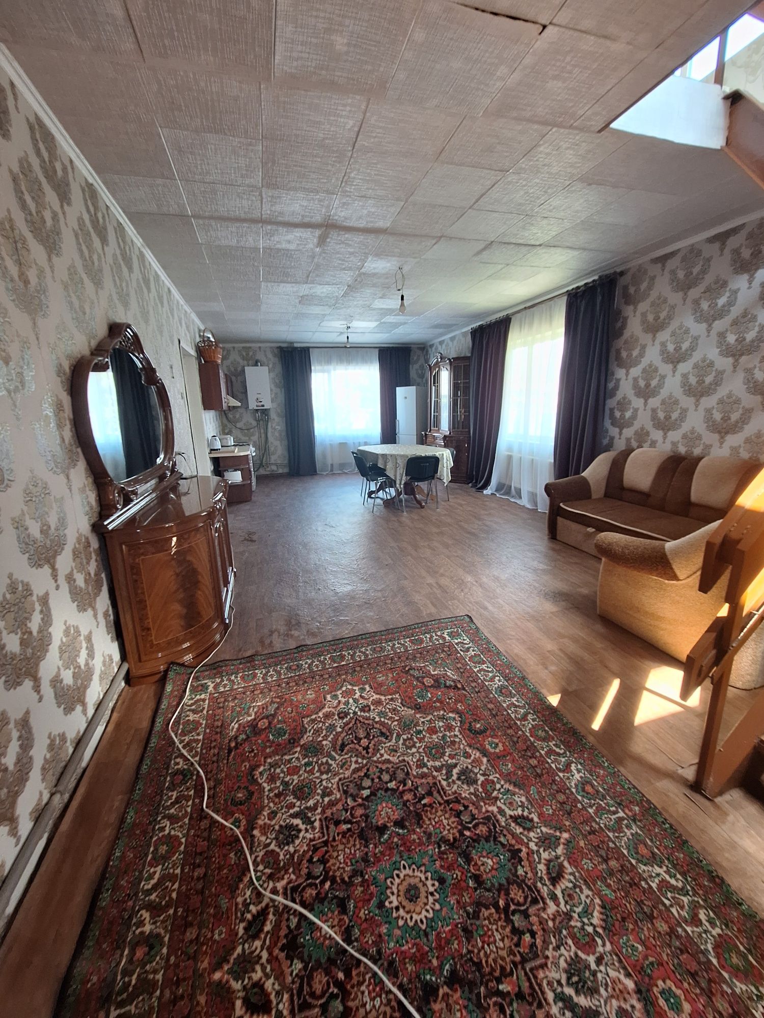 Сдам дом 2ух эт 200м2 4 комнаты