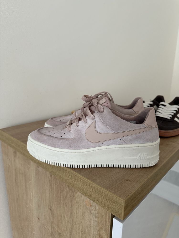Кросівки жіночі NIKE AIR FORCE 1 sage low pink size 40