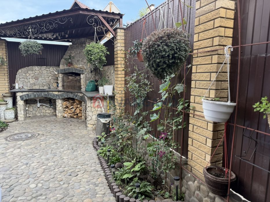 Таунхаус з ремонтом, Святопетрівське!!!