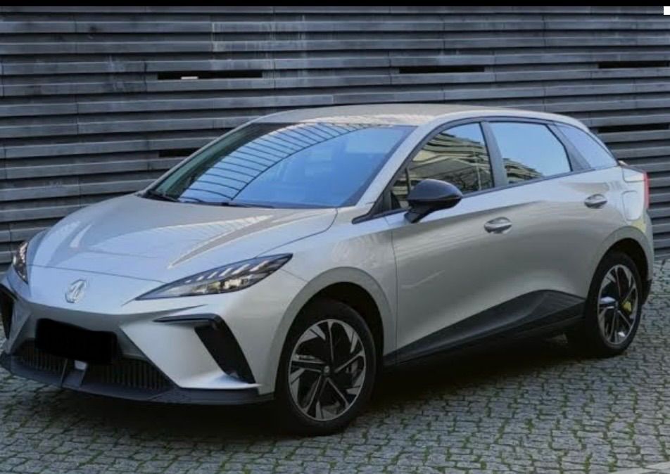 MG MG4 4 Luxury 64 kWh