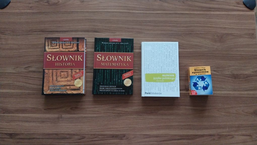 komplet słowników, matematyka, historia, jezyk polski, synonimów