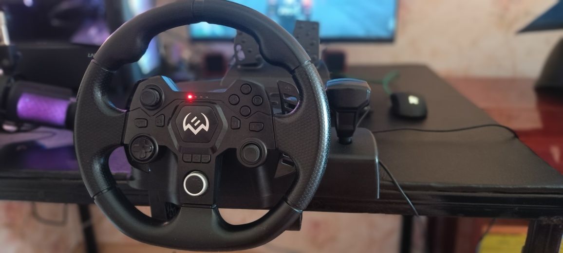 Игровой Руль SVEN GC-W900 с педалями