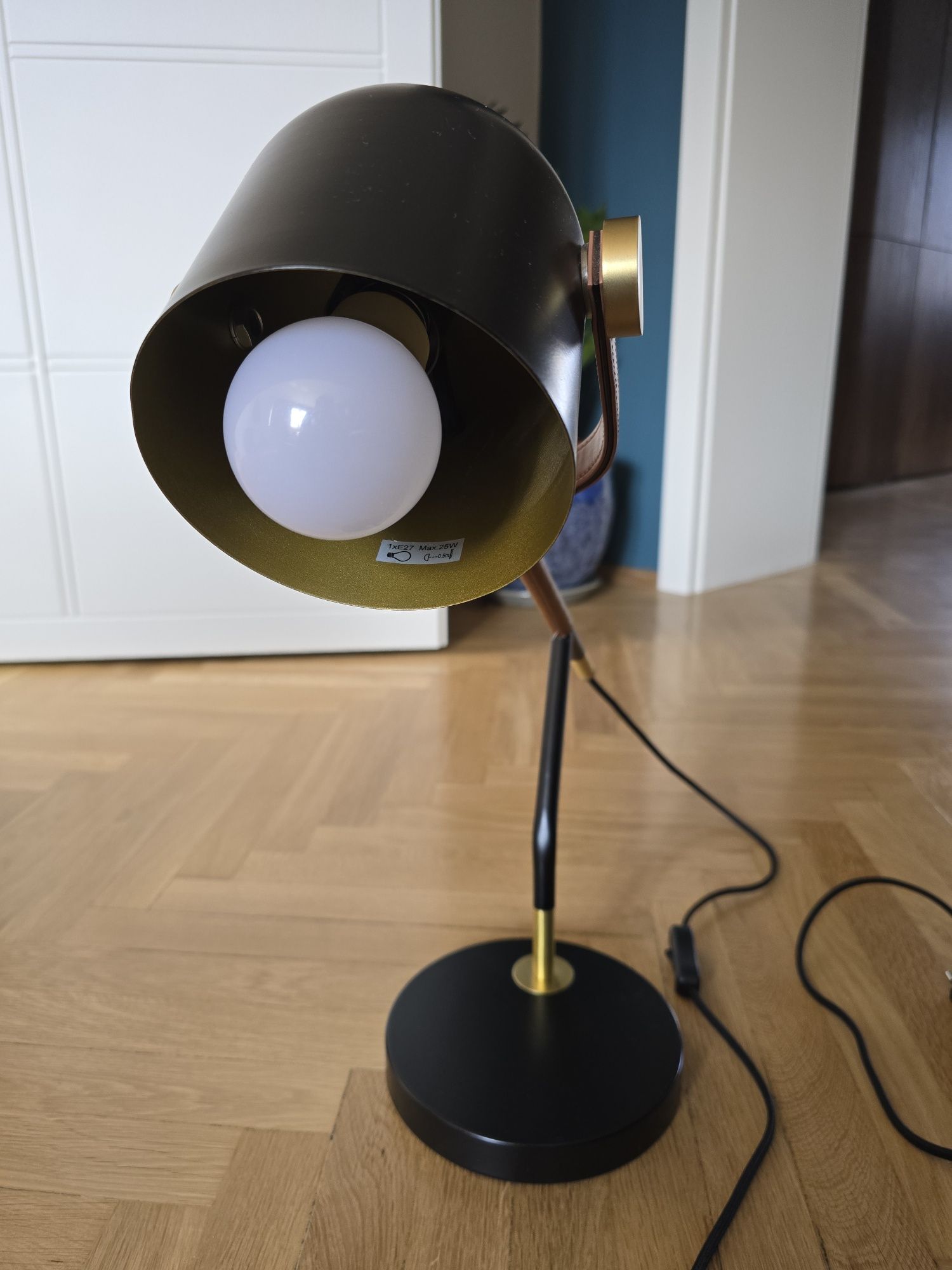 Lampka Lucide design skóra