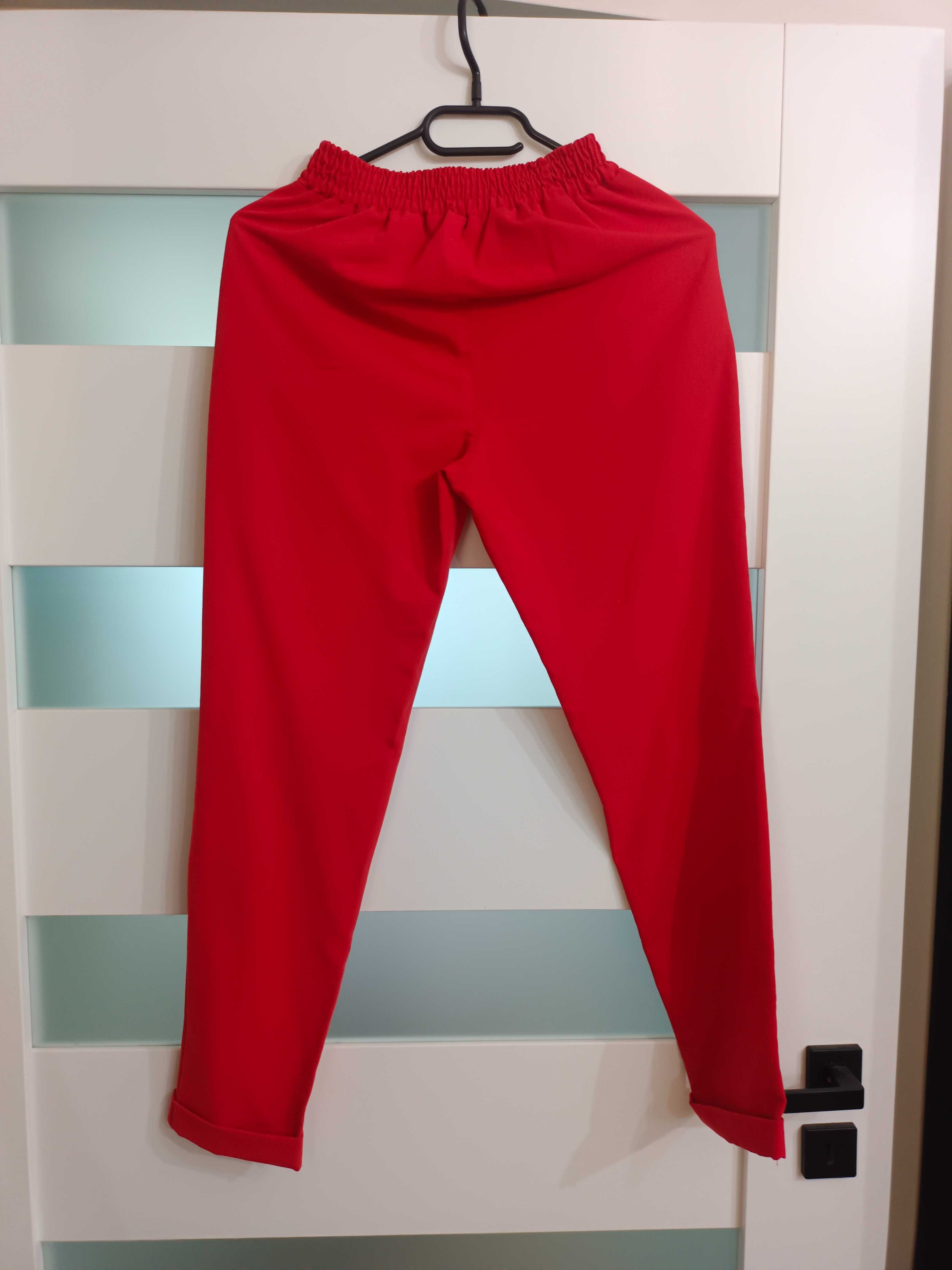 Czerwone malinowe spodnie - romiar XS