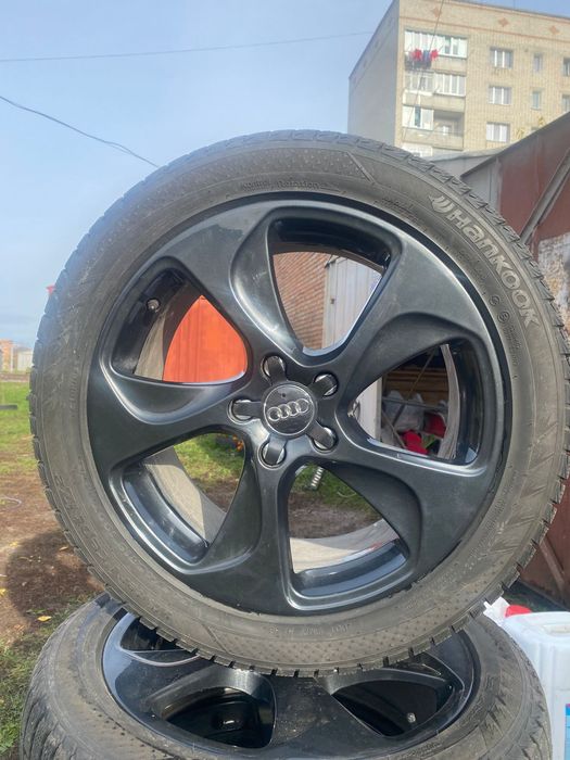 Нові диски з новою гумою Ауді