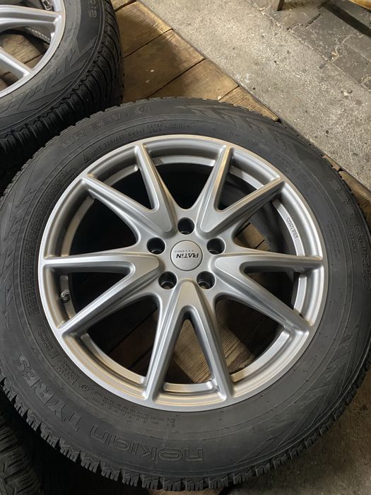 225/60R18 зимові шини з дисками BMW X3 G01